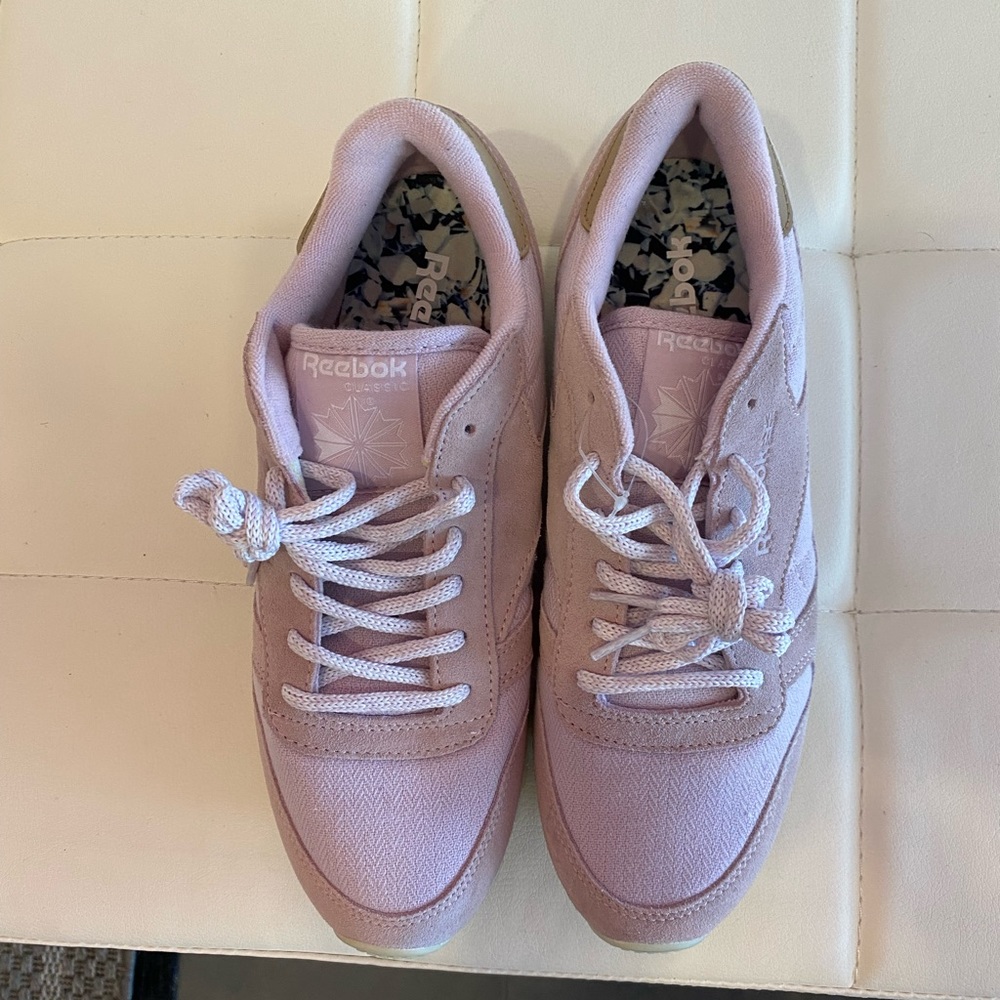 Reebok Classic Running Shoes